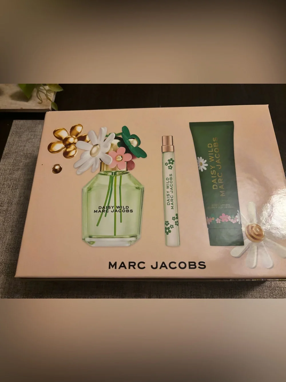 Marc Jacobs Daisy Wild Gift Set NEW